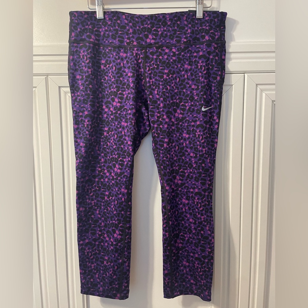 Nike Epic Run Dri-Fit leggings. Purple. Sz L